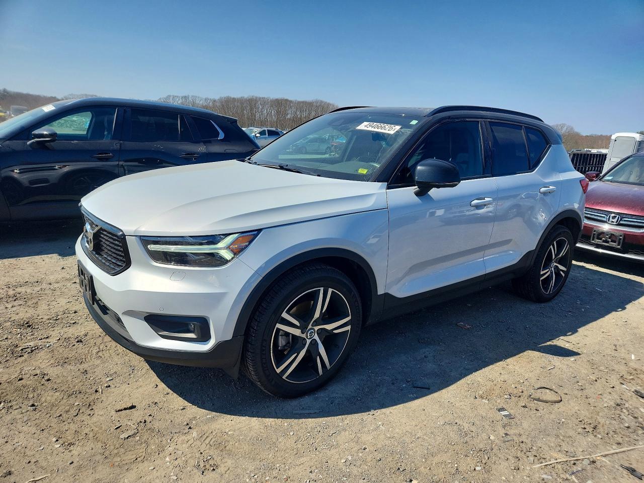 2021 Volvo Xc40 T5 R-Design - zdjęcie główne