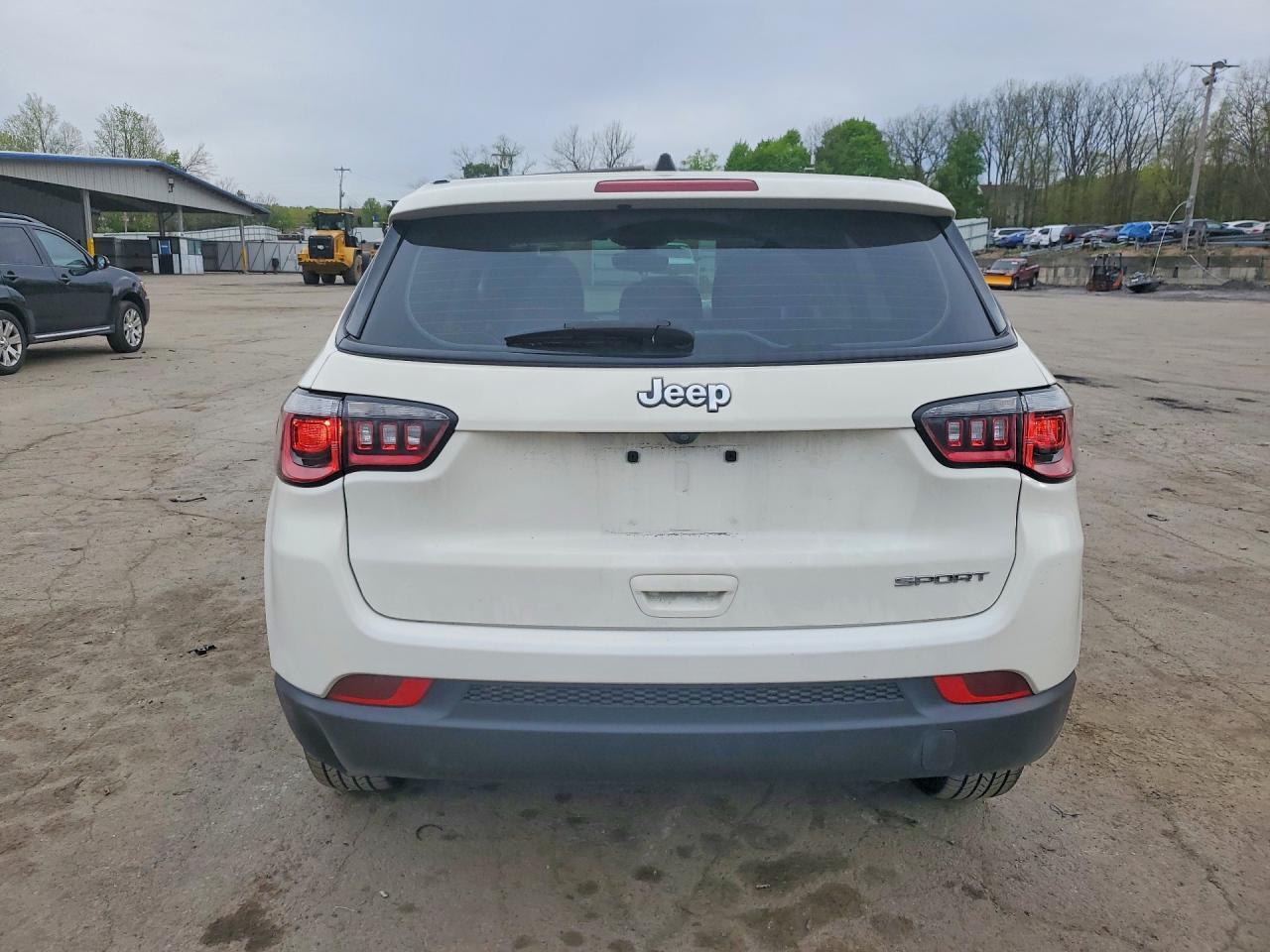 2020 Jeep Compass Sport - zdjęcie 6