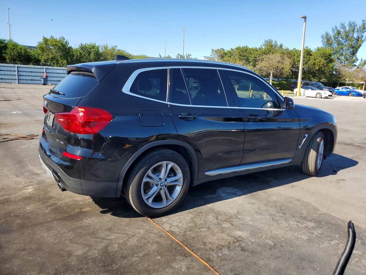 2019 BMW X3 Sdrive30I - zdjęcie 3
