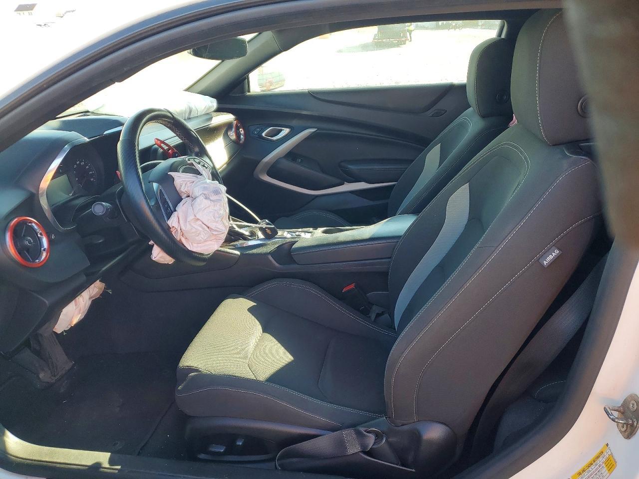 2020 Chevrolet Camaro Ls - zdjęcie 7