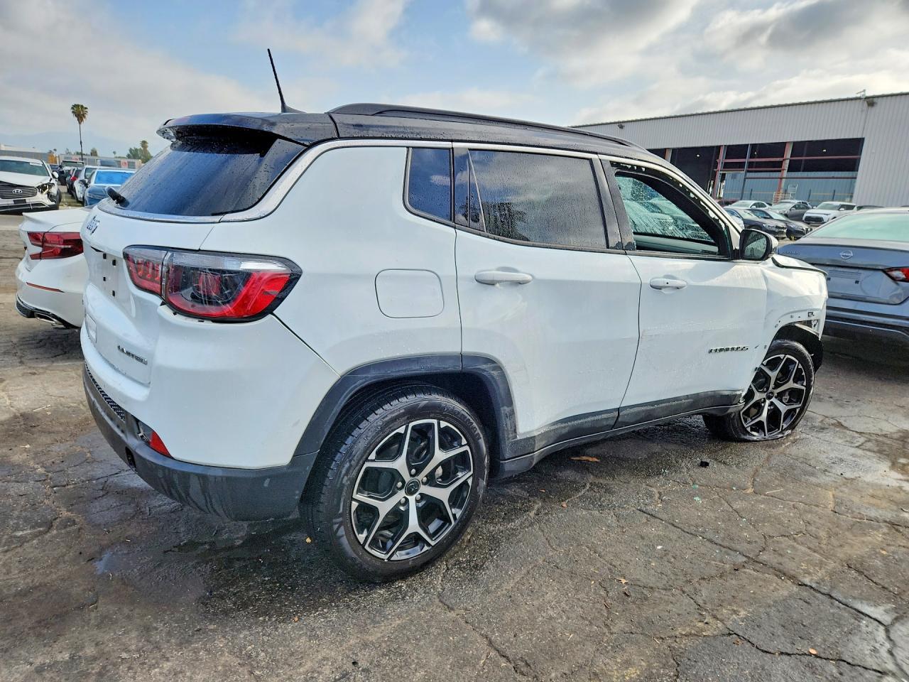 2025 Jeep Compass Limited - zdjęcie 3