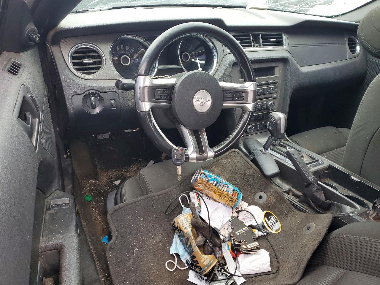 2014 Ford Mustang - zdjęcie 8