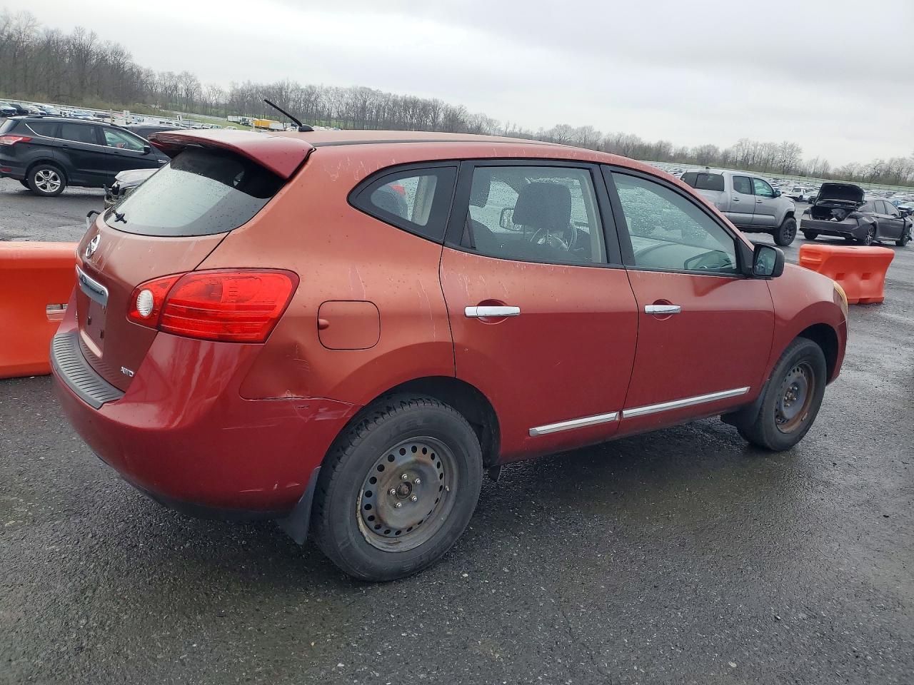 2013 Nissan Rogue S - zdjęcie 3