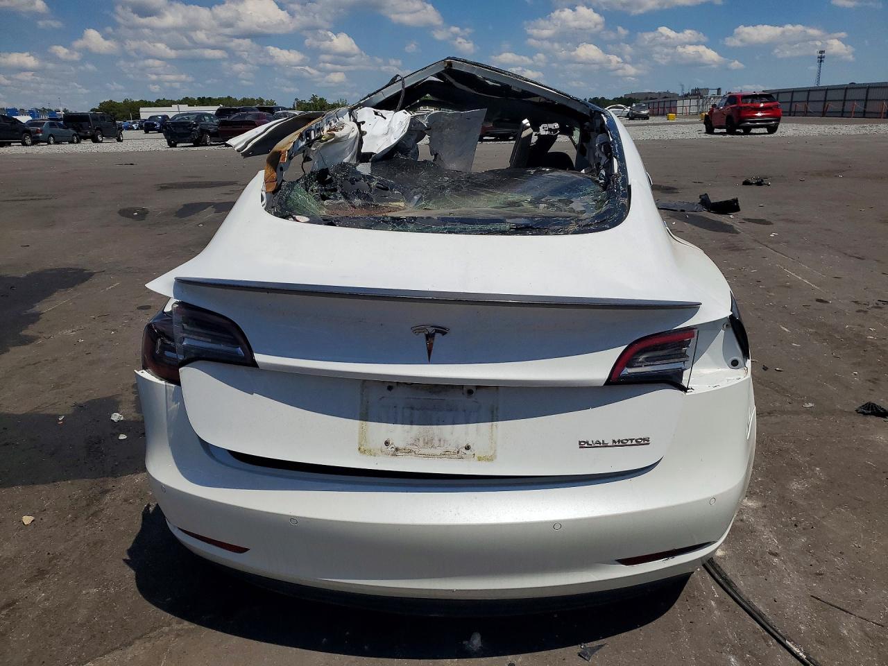 2018 Tesla Model 3 - zdjęcie 6