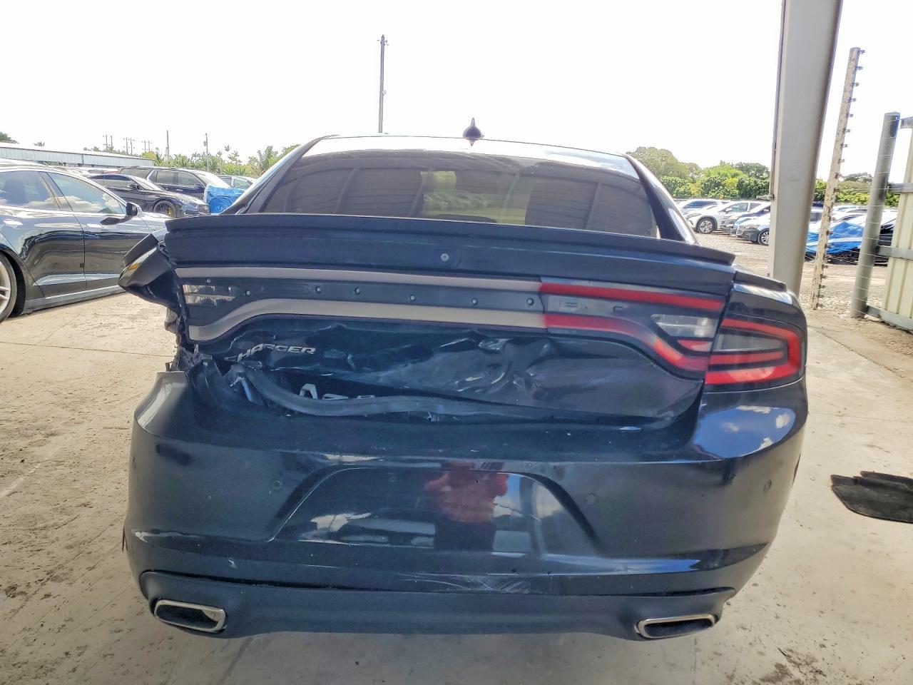 2019 Dodge Charger Sxt - zdjęcie 6