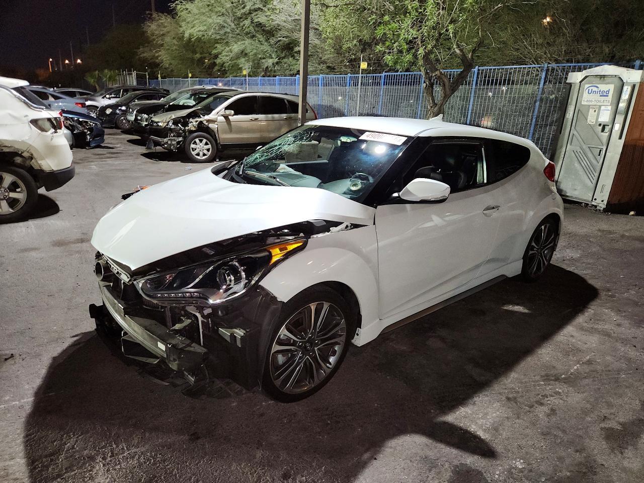 2017 Hyundai Veloster Turbo - zdjęcie główne