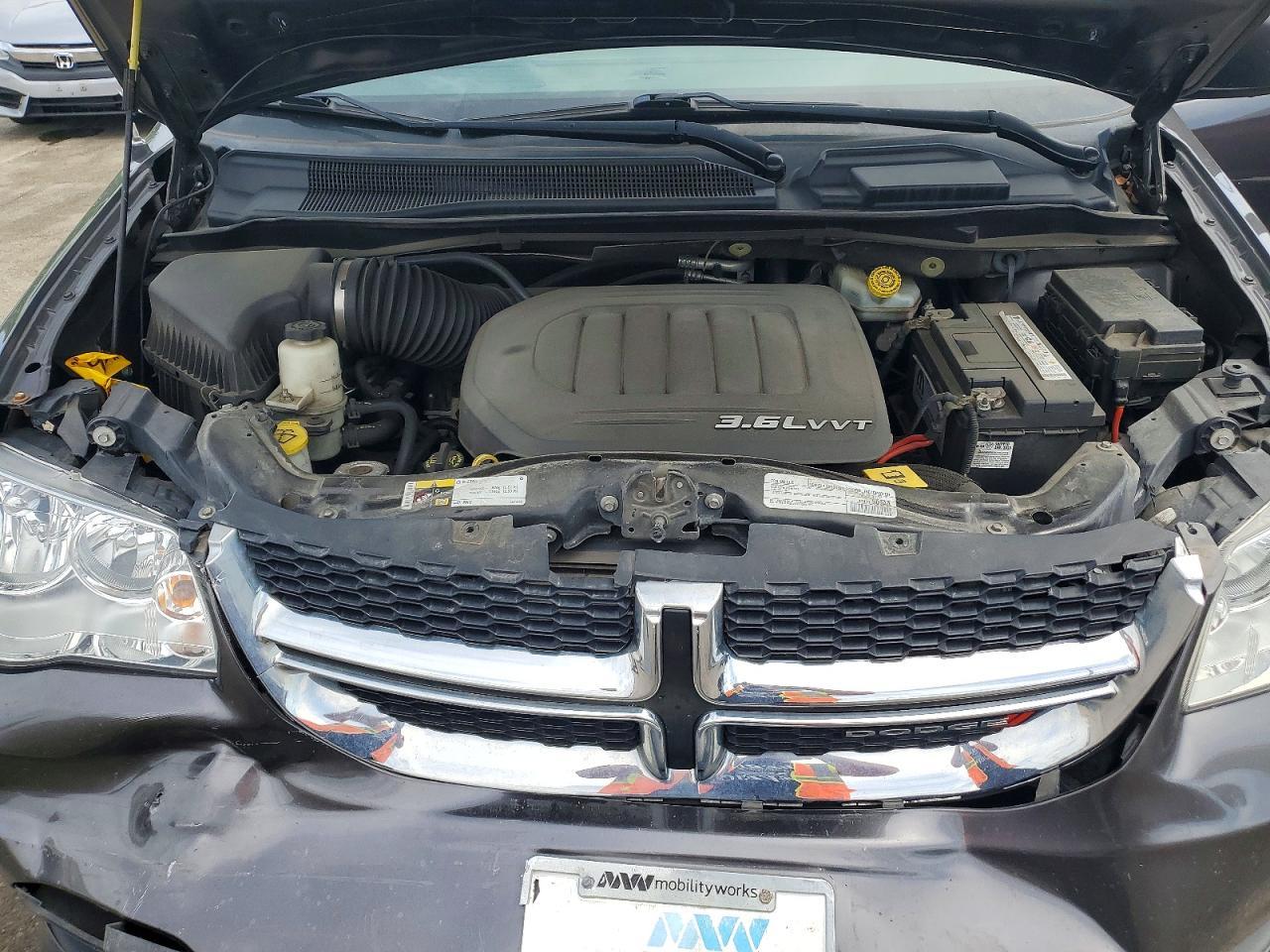 2016 Dodge Grand Caravan Se - zdjęcie 12