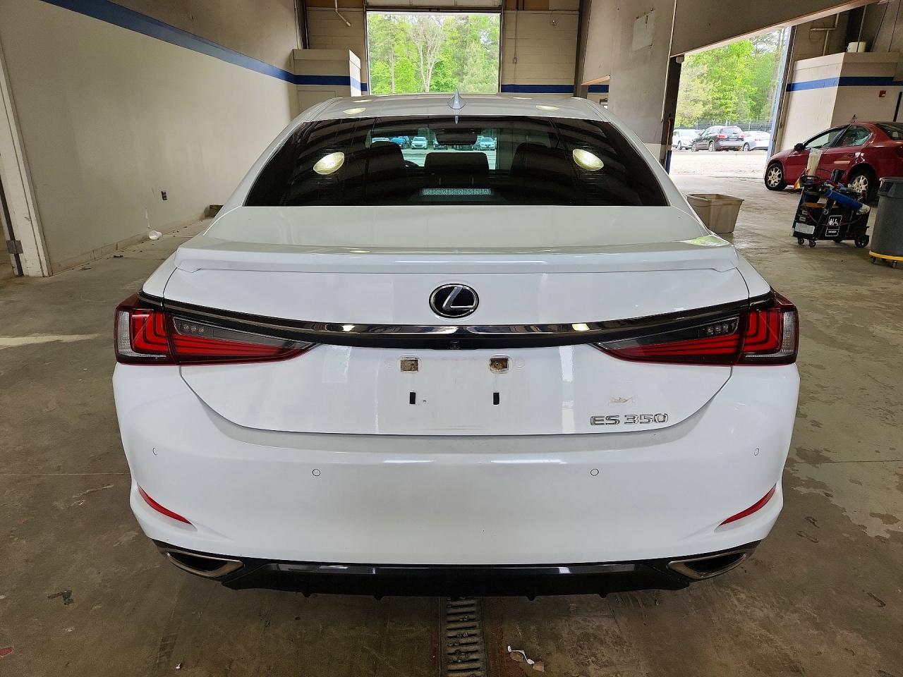 2022 Lexus Es 350 F Sport - zdjęcie 6