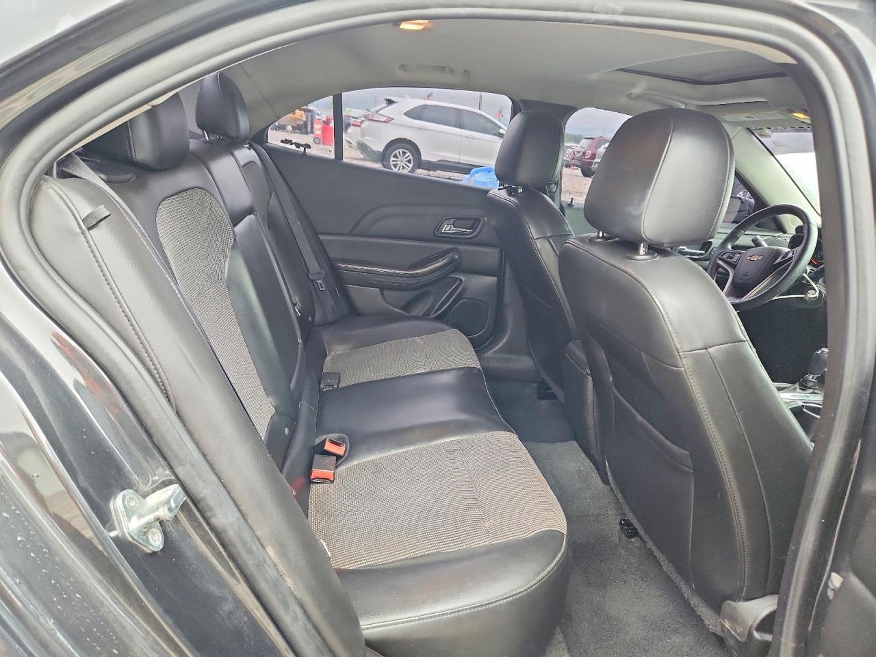 2015 Chevrolet Malibu 1Lt - zdjęcie 10