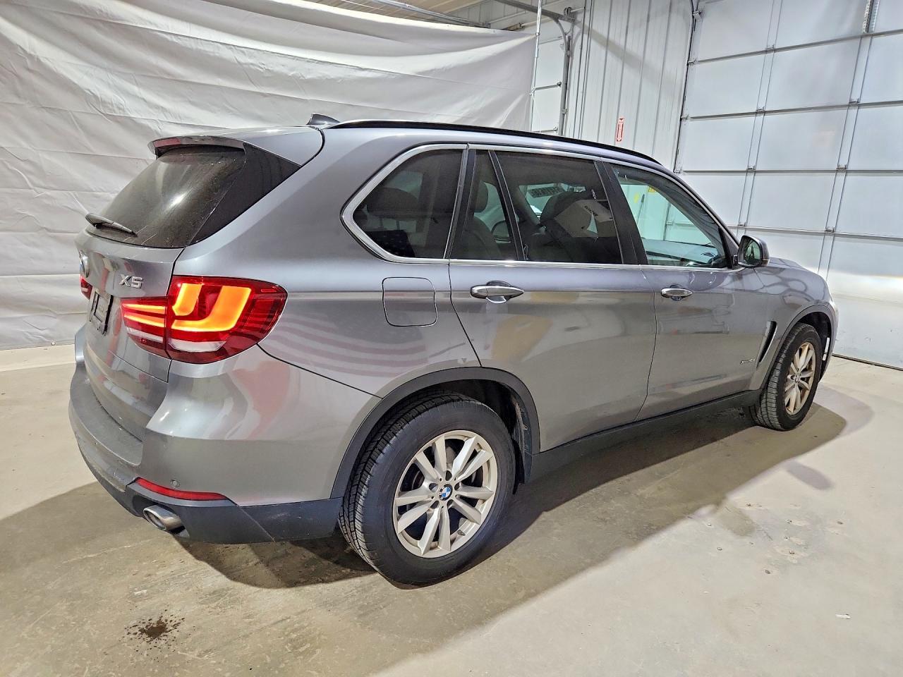 2015 BMW X5 xDrive35I - zdjęcie 3