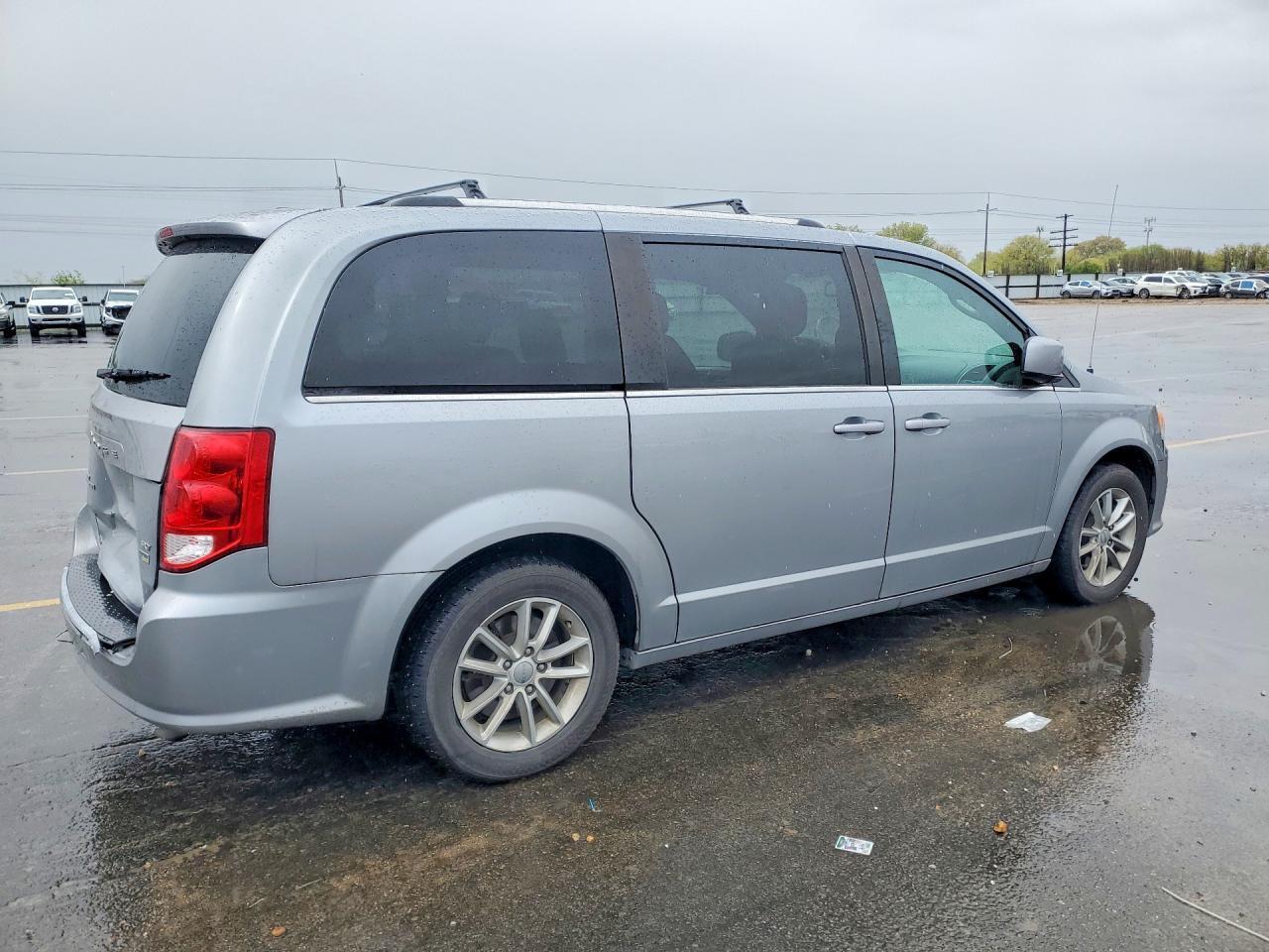 2019 Dodge Grand Caravan Sxt - zdjęcie 3