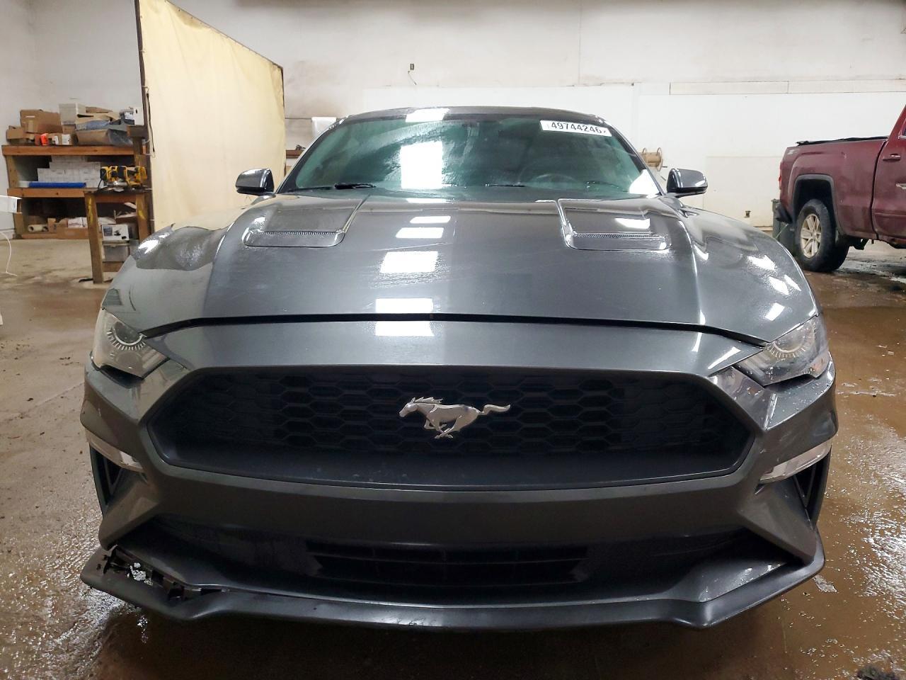 2018 Ford Mustang - zdjęcie 5