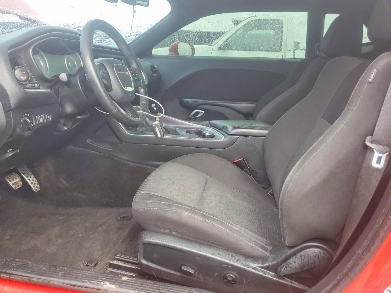 2015 Dodge Challenger R - zdjęcie 7