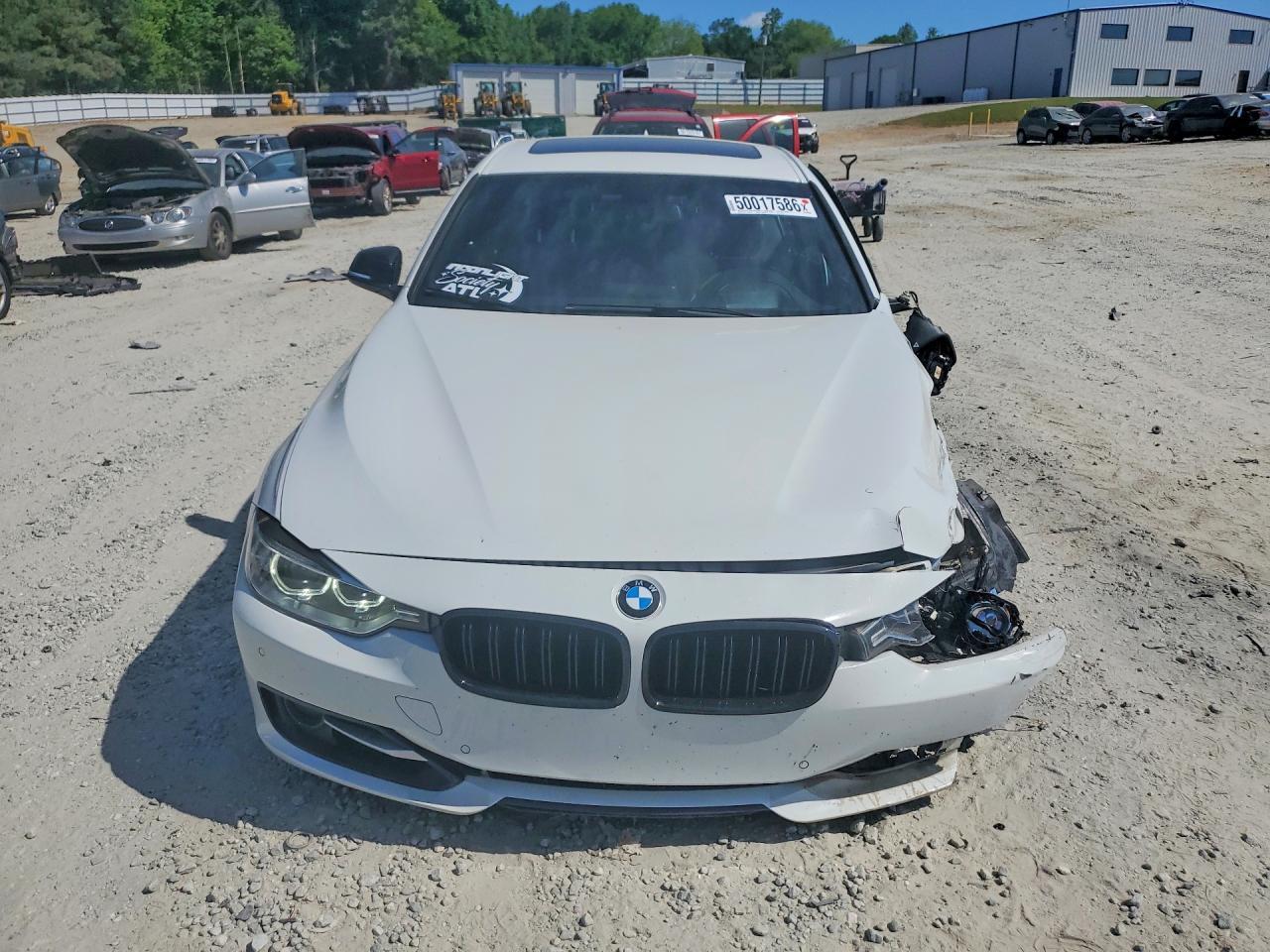 2013 BMW 335 I - zdjęcie 5