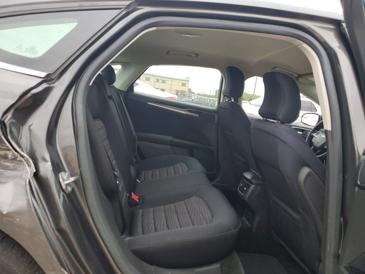 2016 Ford Fusion Se - zdjęcie 10