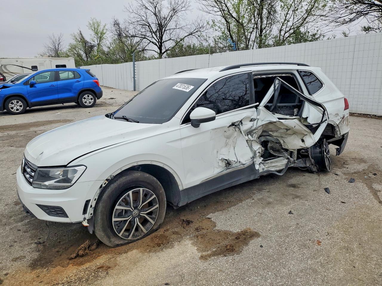 2021 Volkswagen Tiguan Se - zdjęcie główne