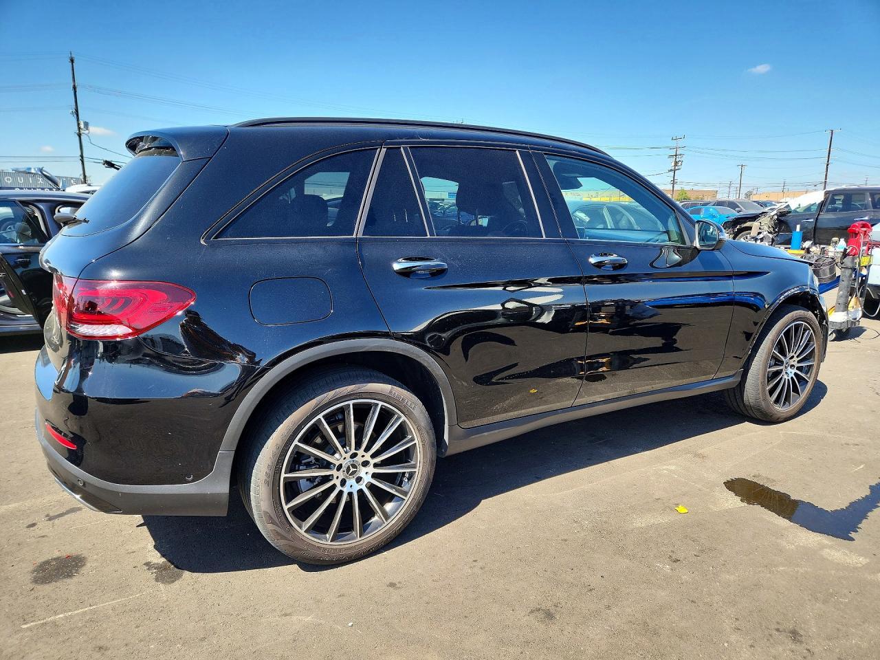 2022 Mercedes-Benz Glc 300 - zdjęcie 3