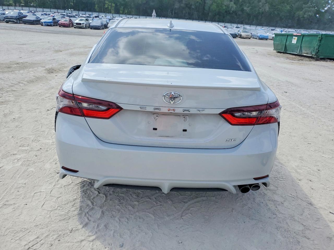 2024 Toyota Camry Se - zdjęcie 6