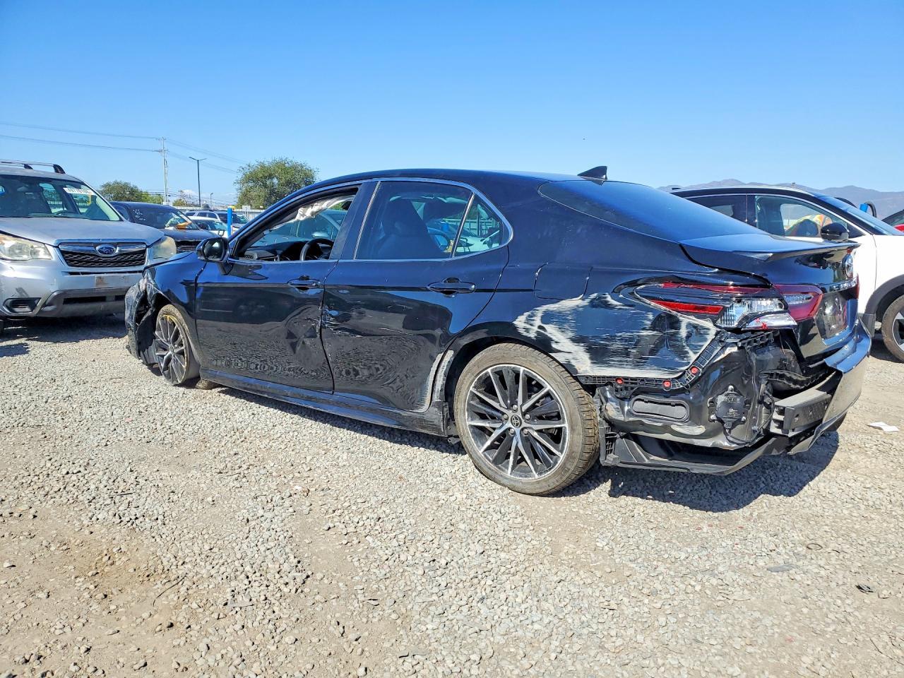 2024 Toyota Camry Se - zdjęcie 2
