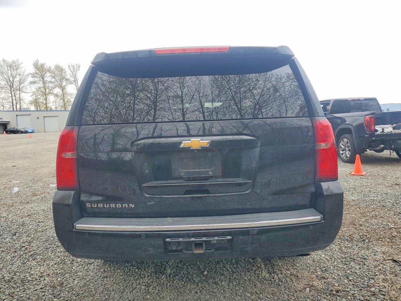 2015 Chevrolet Suburban K1500 Ltz - zdjęcie 6