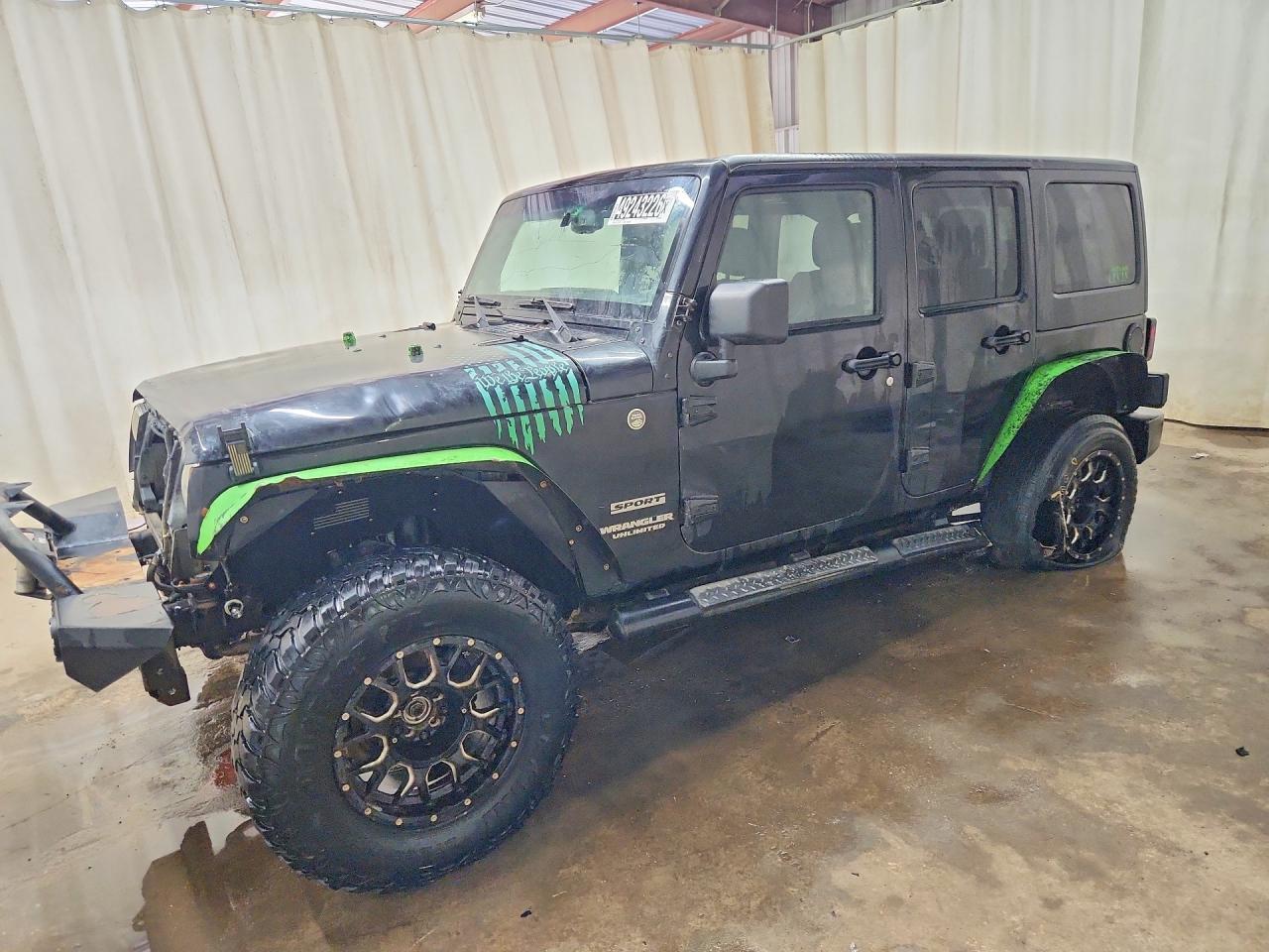 2013 Jeep Wrangler Unlimited Sport - zdjęcie główne