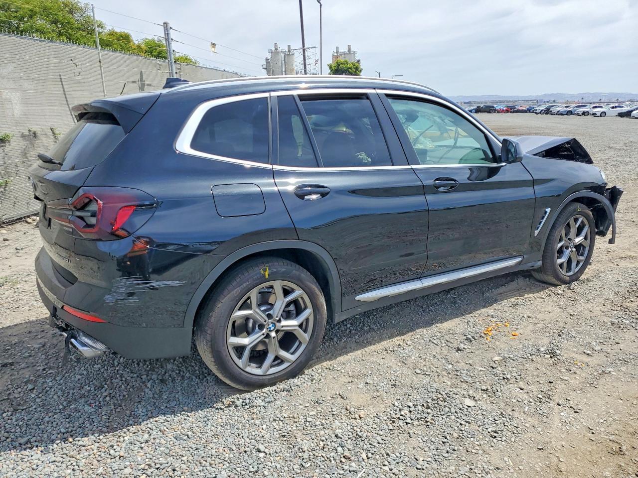 2024 BMW X3 xDrive30I - zdjęcie 3