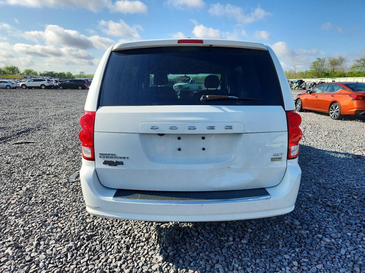 2017 Dodge Grand Caravan Sxt - zdjęcie 6