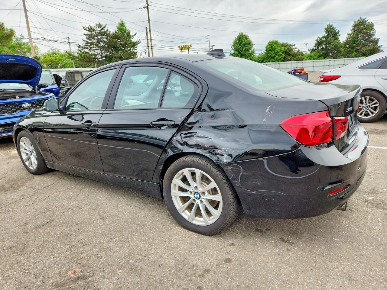 2016 BMW 320 Xi - zdjęcie 2