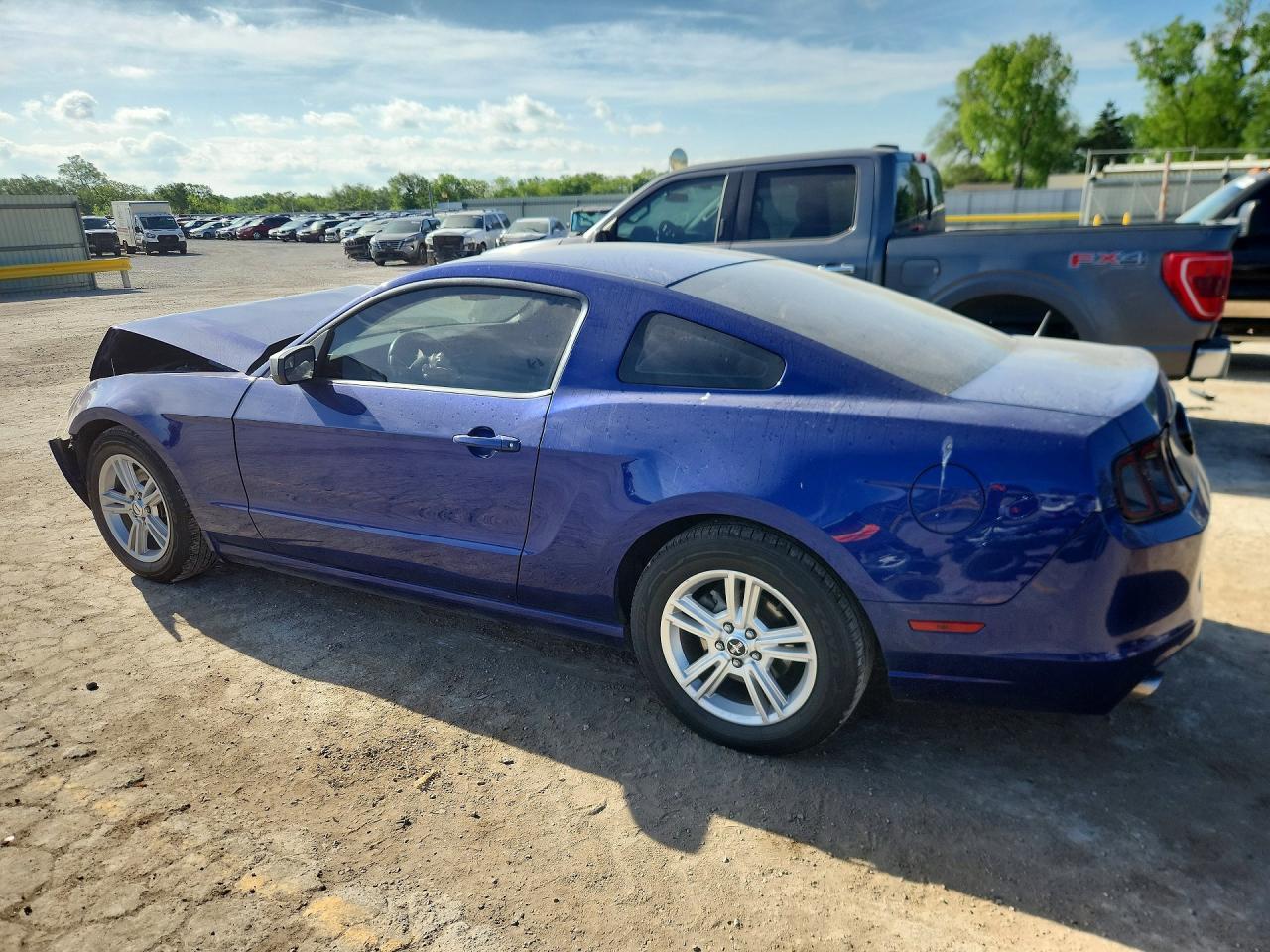 2014 Ford Mustang - zdjęcie 2