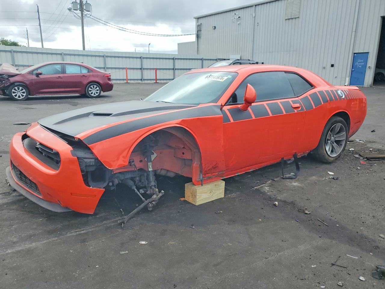 2019 Dodge Challenger Sxt - zdjęcie główne