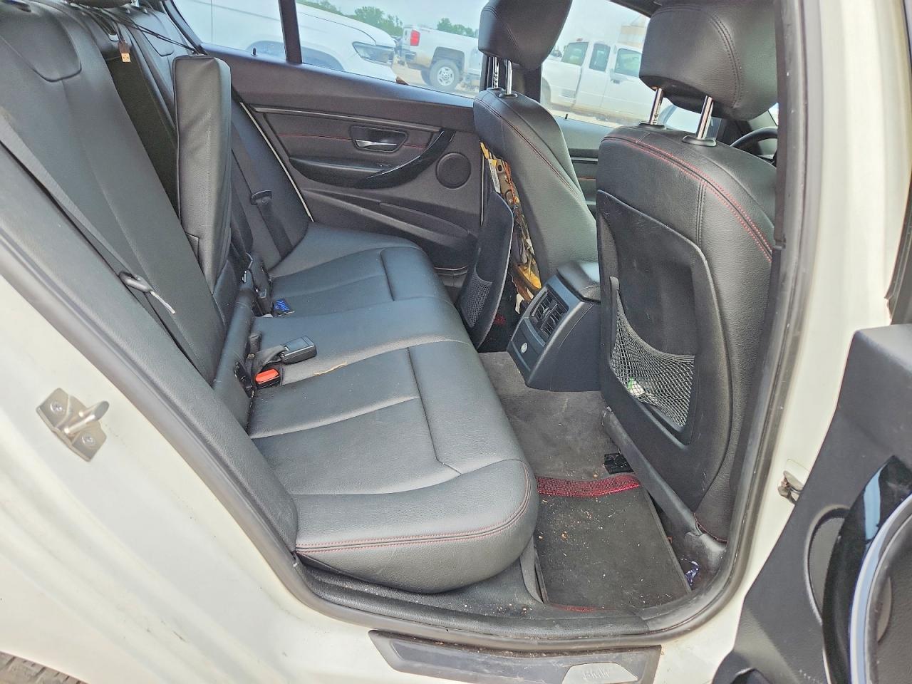 2013 BMW 328 I - zdjęcie 10