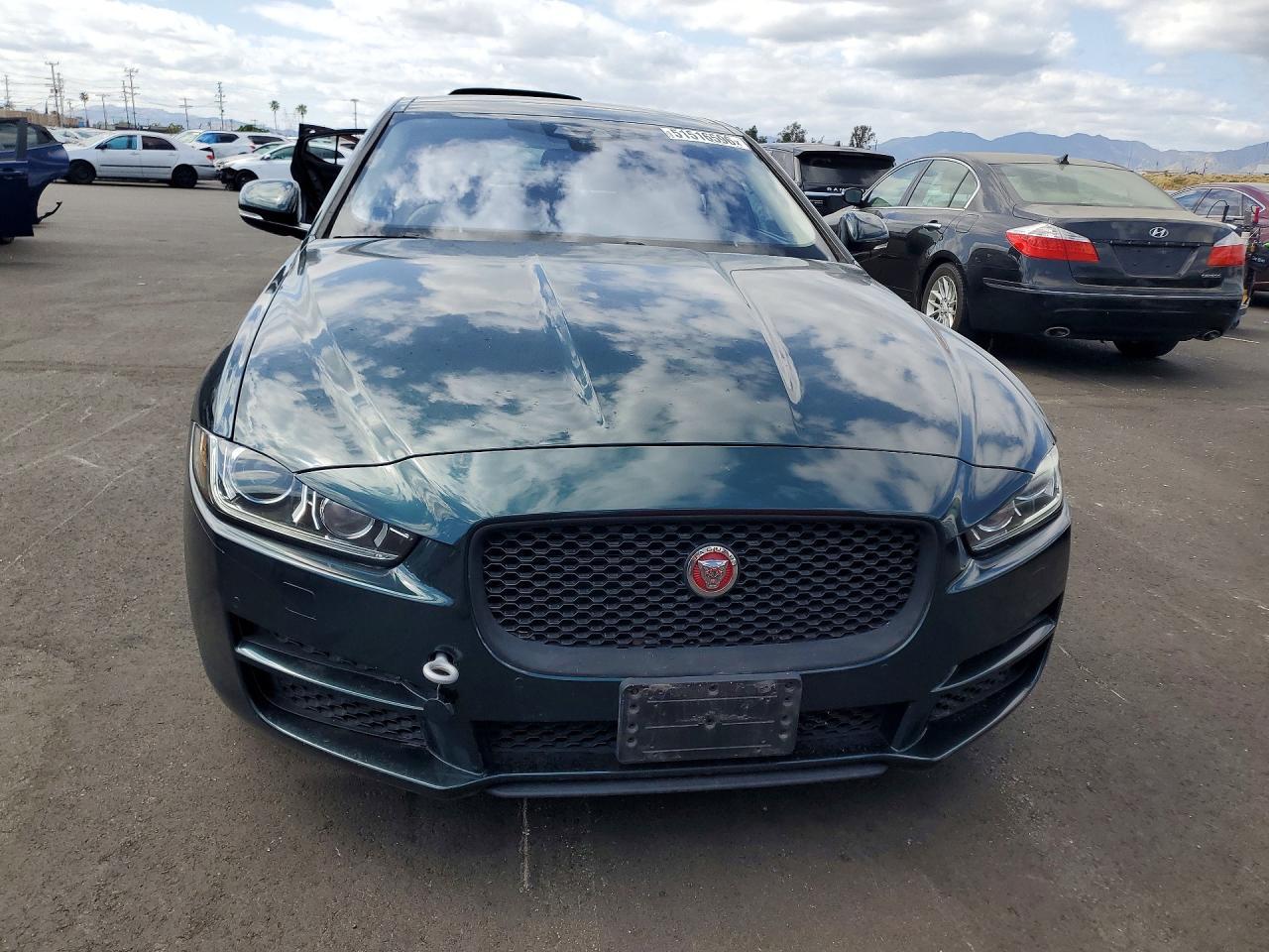 2017 Jaguar F-Pace Premium - zdjęcie 5