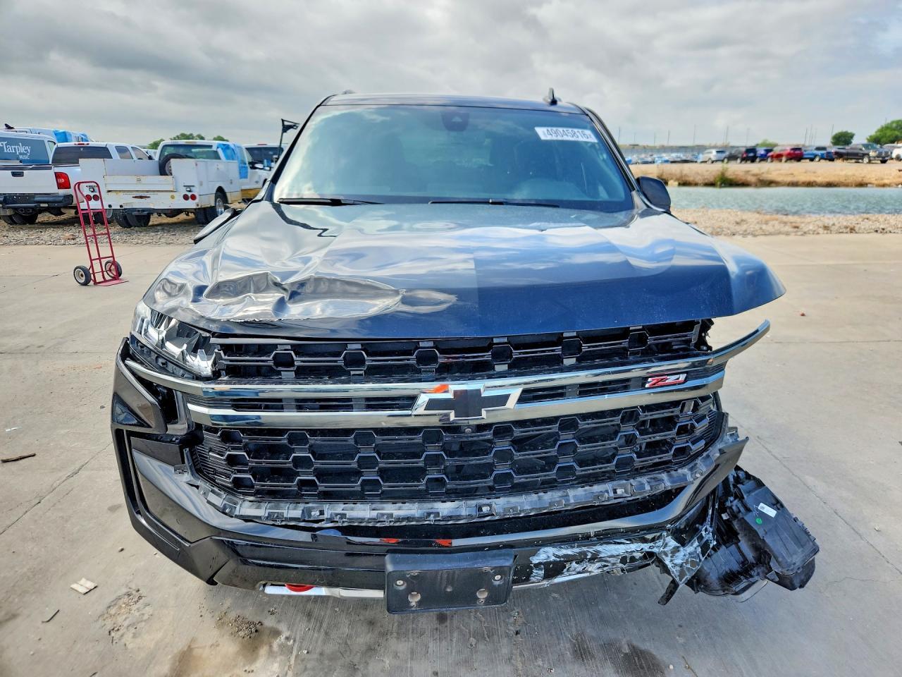 2021 Chevrolet Tahoe K1500 Z71 - zdjęcie 5