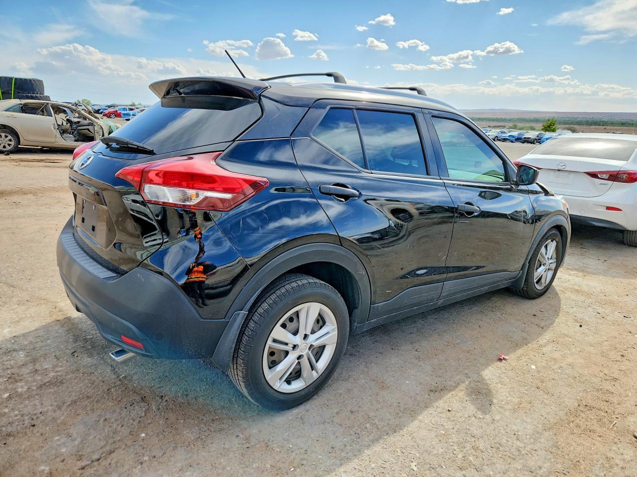 2019 Nissan Kicks S - zdjęcie 3