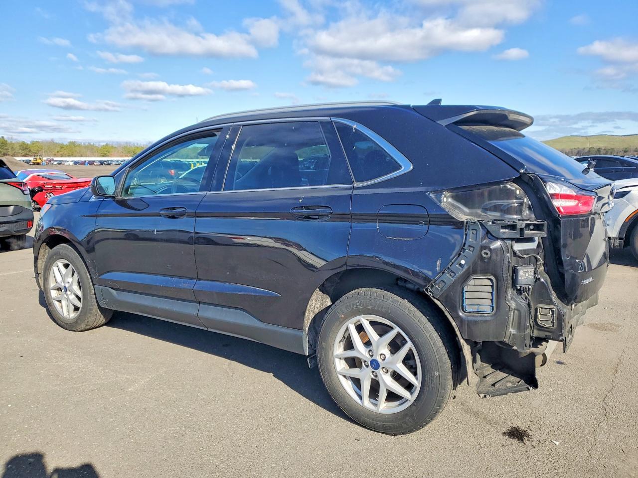 2022 Ford Edge Sel - zdjęcie 2