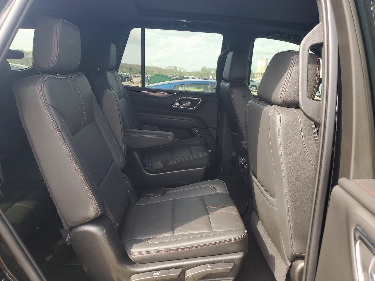 2022 Chevrolet Tahoe K1500 Rst - zdjęcie 11