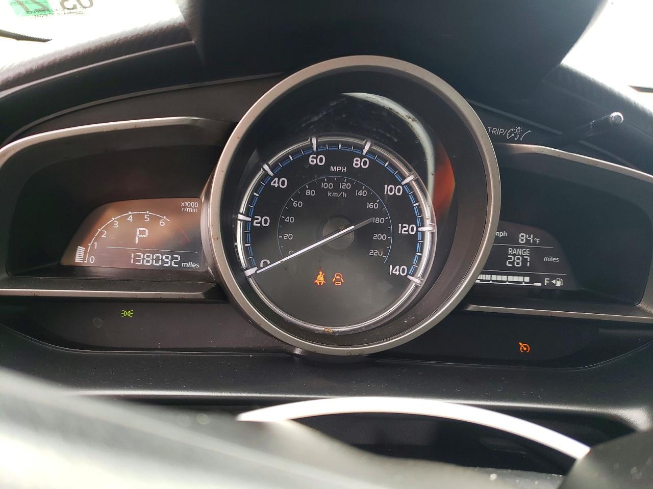 2019 Toyota Yaris - zdjęcie 9