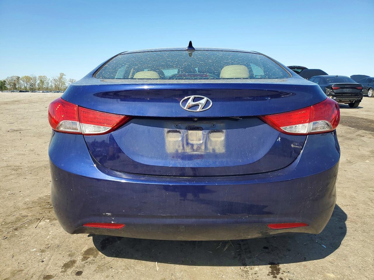 2013 Hyundai Elantra Limited - zdjęcie 6