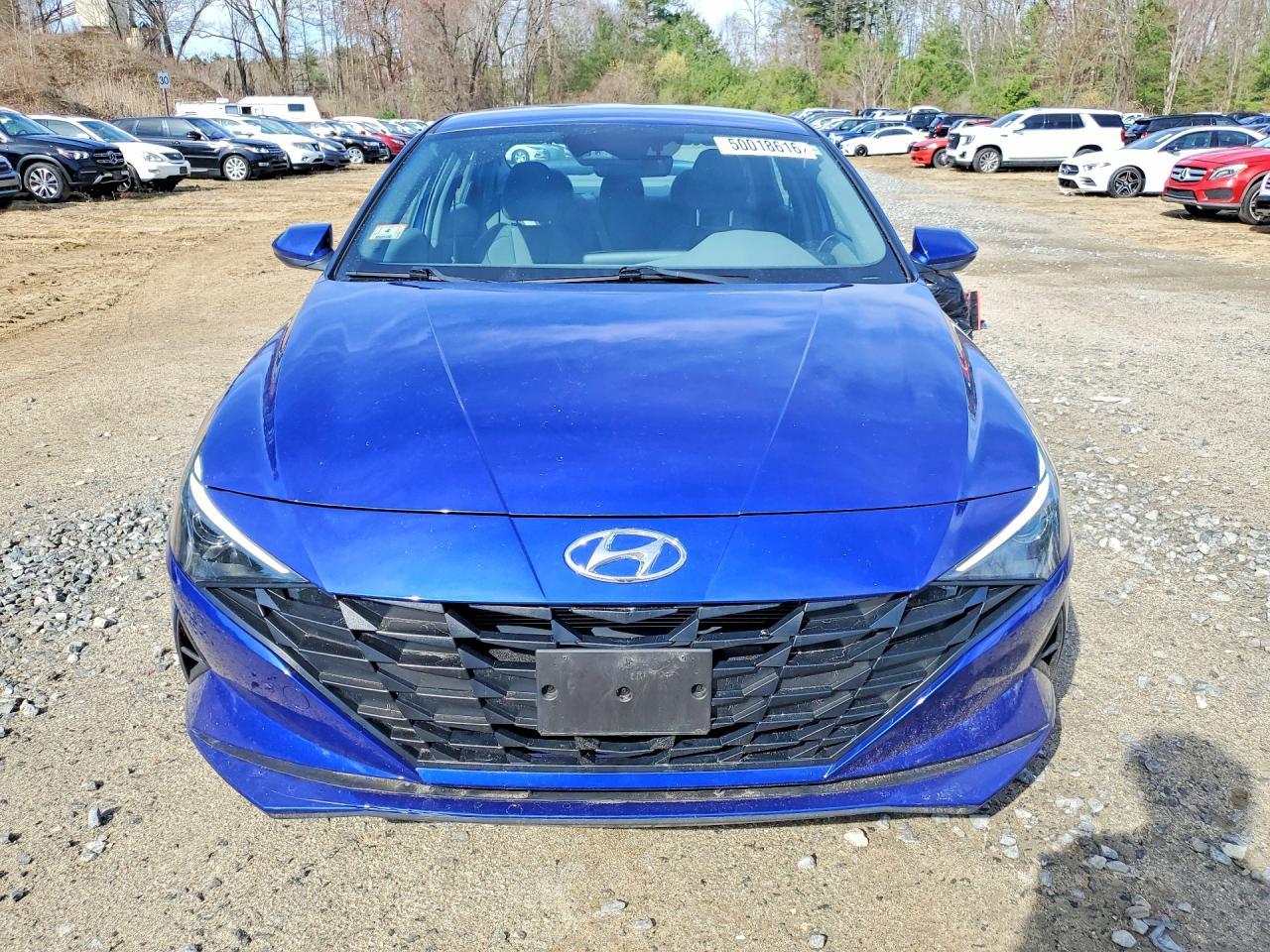 2023 Hyundai Elantra Se - zdjęcie 5