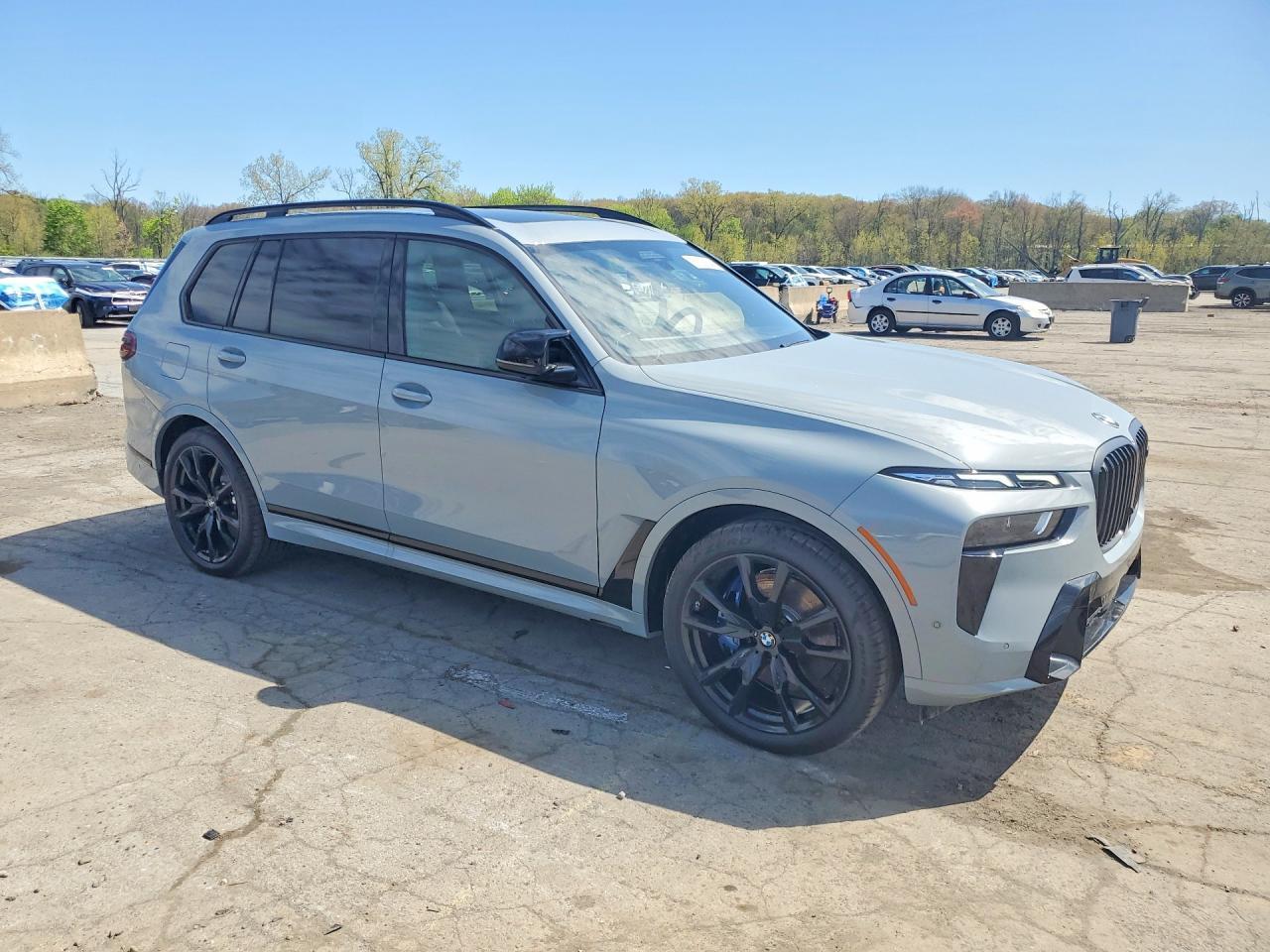 2026 BMW X7 M60I - zdjęcie 4