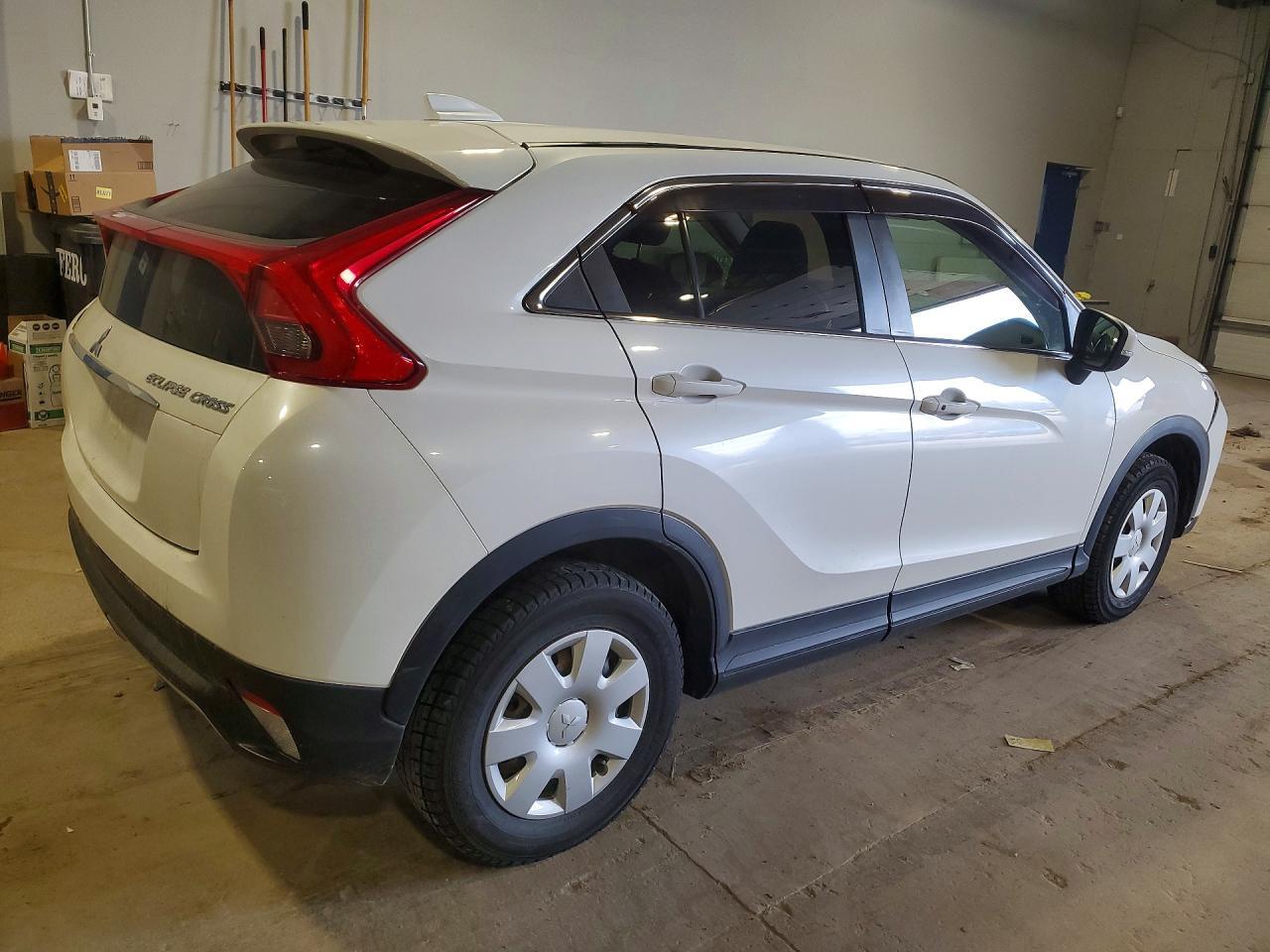 2019 Mitsubishi Eclipse Cross Le - zdjęcie 3