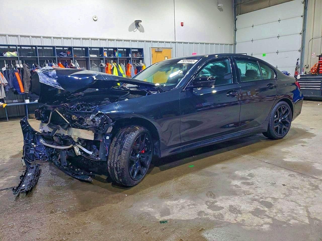 2026 BMW 330Xi - zdjęcie główne