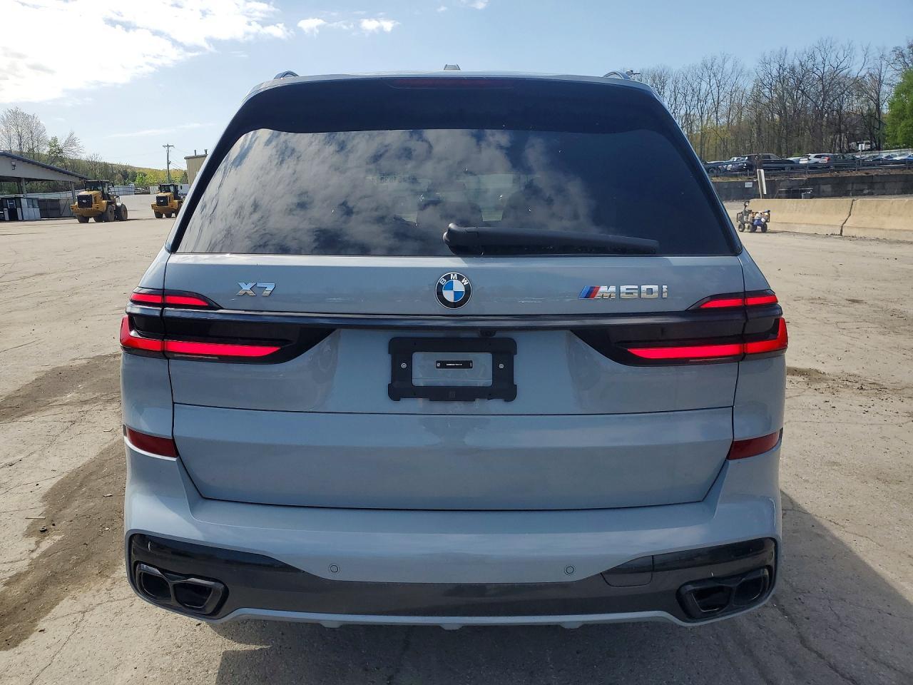 2026 BMW X7 M60I - zdjęcie 6