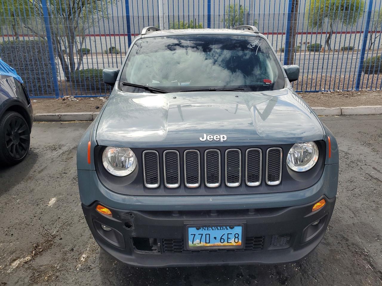 2018 Jeep Renegade Latitude - zdjęcie 5