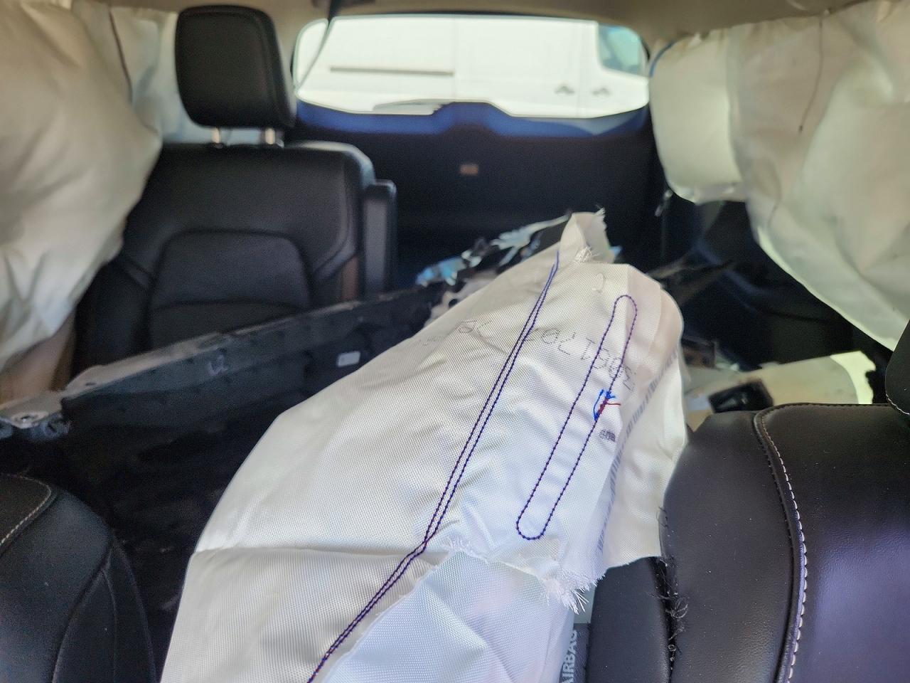 2024 Nissan Pathfinder Platinum 4Wd - zdjęcie 10