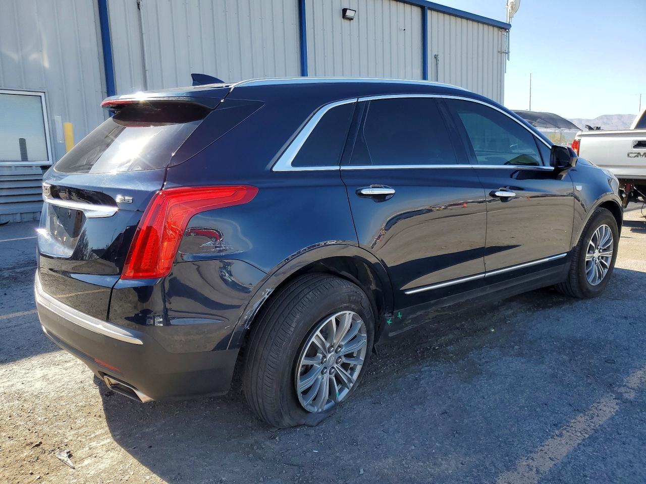 2017 Cadillac Xt5 Luxury - zdjęcie 3