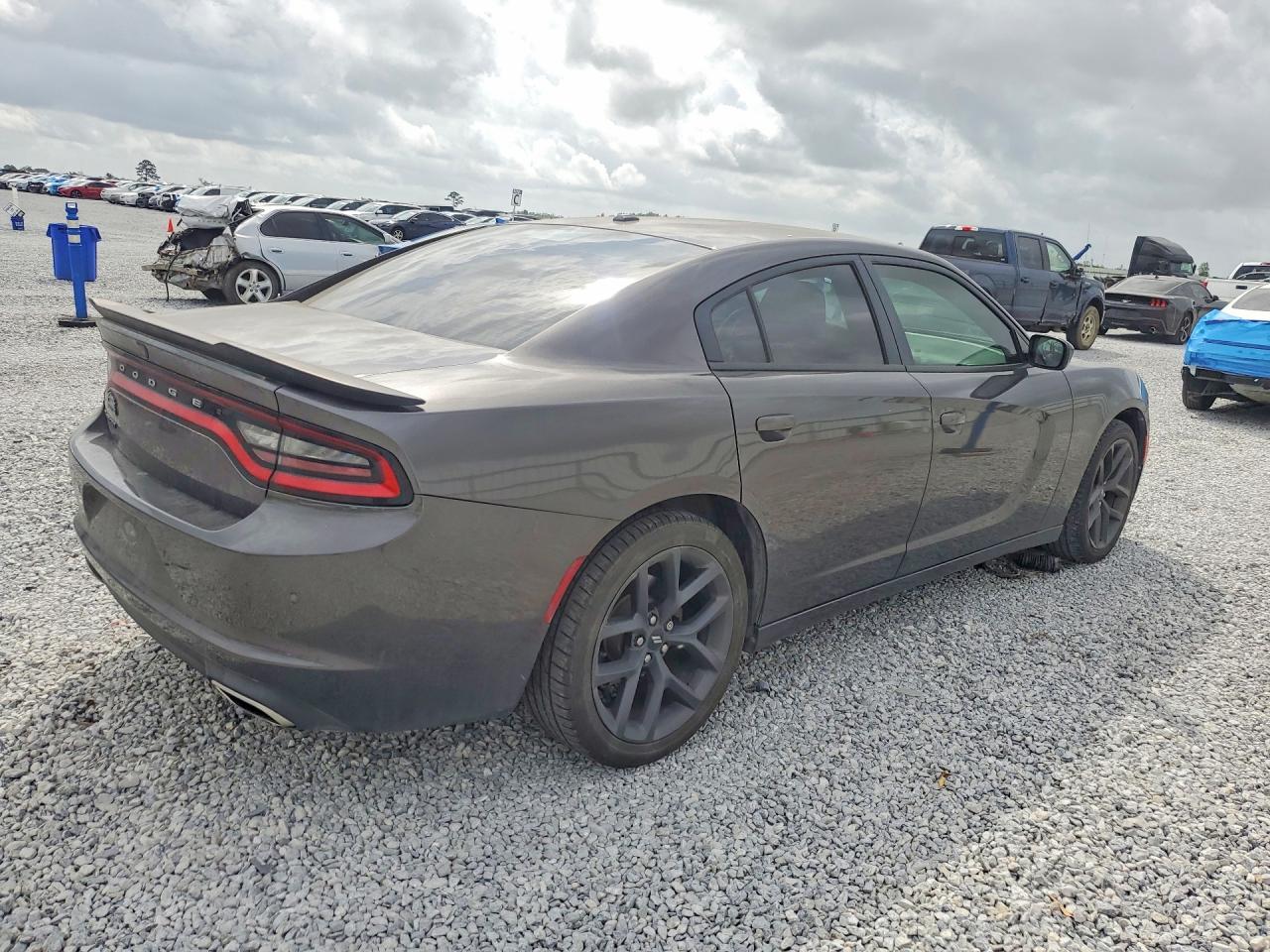 2019 Dodge Charger Sxt - zdjęcie 3