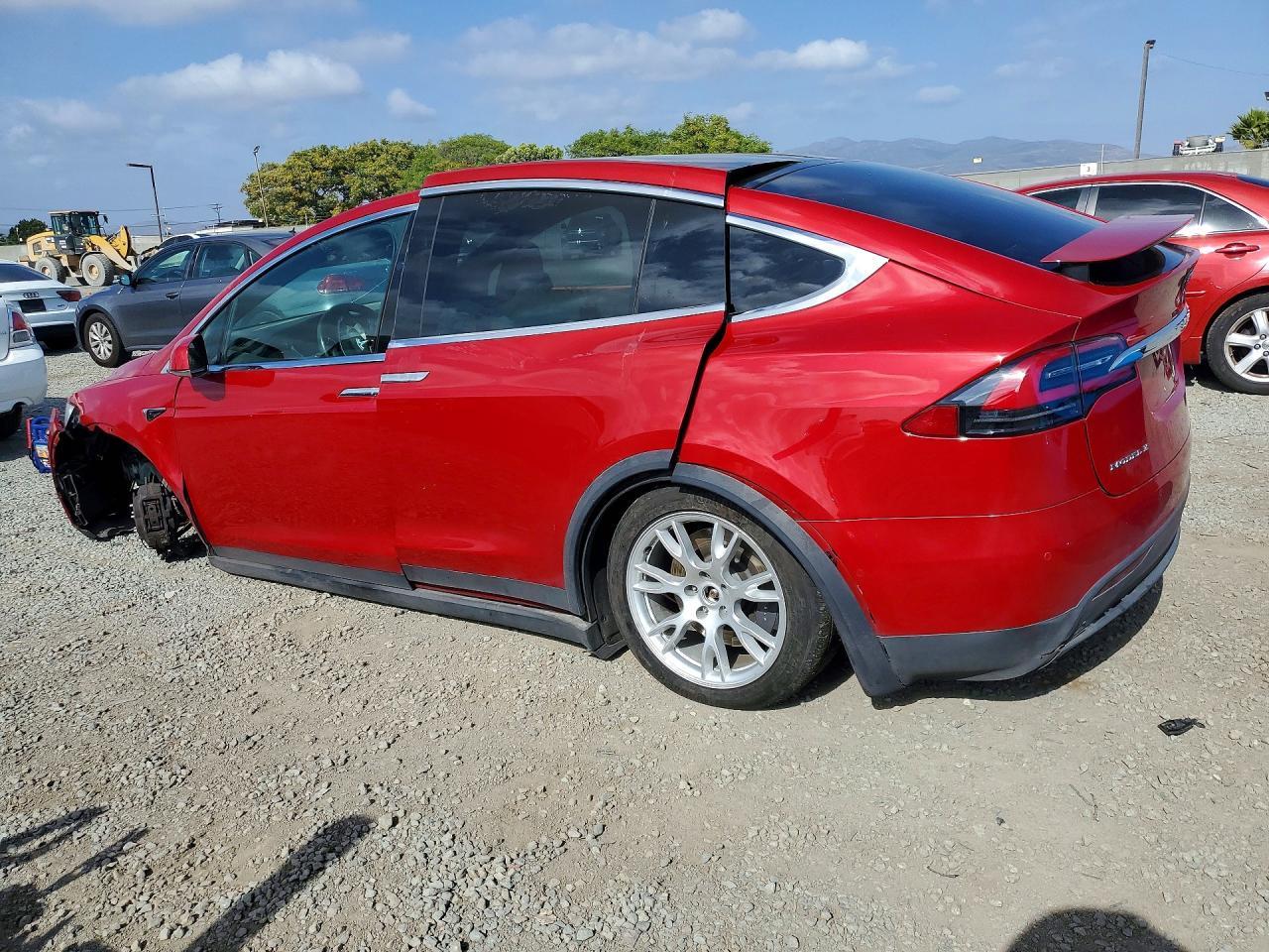 2017 Tesla Model X - zdjęcie 2