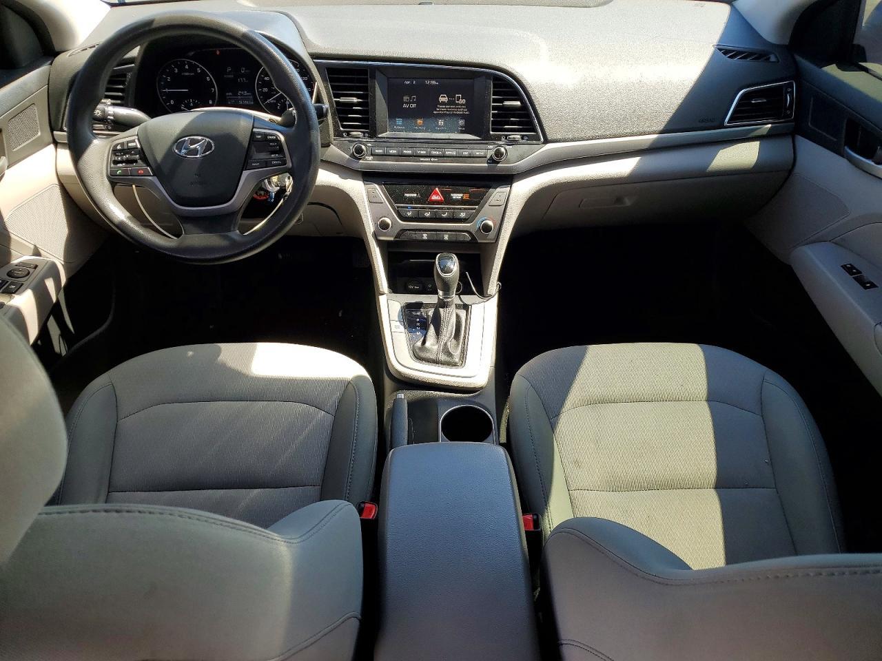 2017 Hyundai Elantra Se - zdjęcie 8