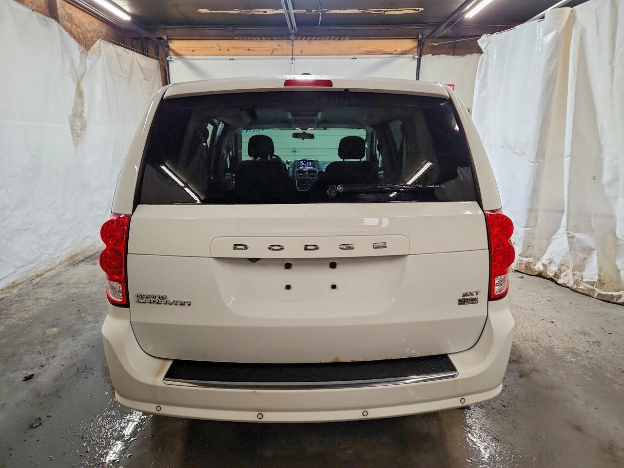 2014 Dodge Grand Caravan Sxt - zdjęcie 6